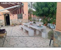 CHALET EN EL BACAROT
