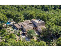 Finca única en Mallorca con impresionantes vistas de toda la bahía