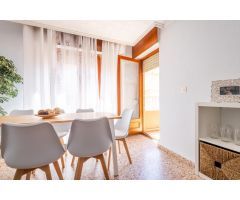 APARTAMENTO DE 3 DORMITORIOS CON GARAJE JUNTO A LA PLAYA