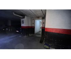 FICASA ALQUILA AMPLIA PLAZA DE GARAJE EN CALLE VALENCIA