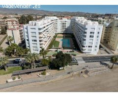 Amplio piso en primera línea totalmente reformado - Playa de las Delicias