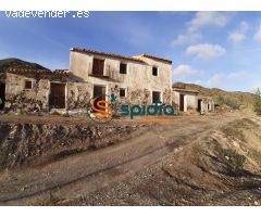 Terreno Rural con dos casas a reformar: Naturaleza y Vistas al Mar