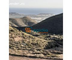 Terreno Rural con dos casas a reformar: Naturaleza y Vistas al Mar