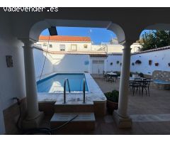 ¡¡CASA CON PISCINA EN ENCINAREJO!!