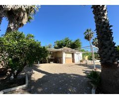 ¡¡ CHALET  HIPOTECABLE UBICADA EN LOS ALGARBLES,LA CARLOTA  (CORDOBA)!!