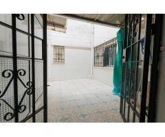 ¡¡ VIVIENDA A ESCASOS METROS DEL AIRA FITNES CLUB!!
