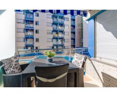 Impecable apartamento de dos dormitorios en edificio Orbiplaya, con piscina comunitaria y garaje inc