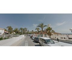 VILLA DE LUJO DE OBRA NUEVA CERCA DE LA PLAYA DE LA ZENIA