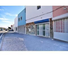 LOCAL COMERCIAL EN AVENIDA LAS TIRAJANAS