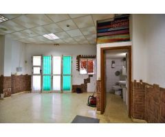 LOCAL COMERCIAL EN AVENIDA LAS TIRAJANAS