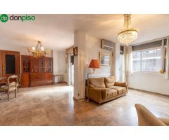 Increíble ático dúplex a reformar en zona Alhamar