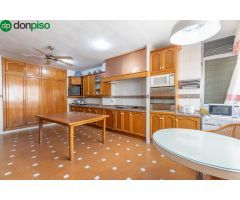 Increíble ático dúplex a reformar en zona Alhamar