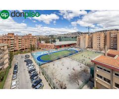 Exclusivo ático en Parque de las Infantas: luz, vistas y posibilidades infinitas