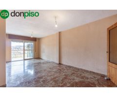 Exclusivo ático en Parque de las Infantas: luz, vistas y posibilidades infinitas