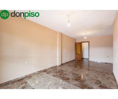 Exclusivo ático en Parque de las Infantas: luz, vistas y posibilidades infinitas
