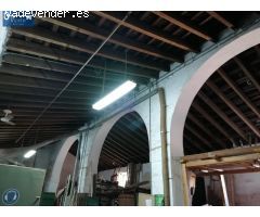 CASCO DE BODEGA EN EL CENTRO