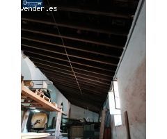 CASCO DE BODEGA EN EL CENTRO