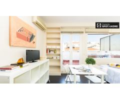 Estudio con balcón en alquiler en Salamanca