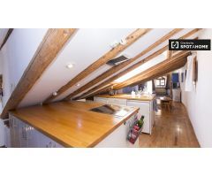 Hermoso apartamento de 2 dormitorios con aire acondicionado en alquiler cerca del metro en el centro