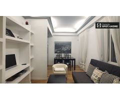 Moderno apartamento de 1 dormitorio con balcón en alquiler en Salamanca.