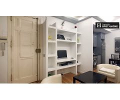 Moderno apartamento de 1 dormitorio con balcón en alquiler en Salamanca.