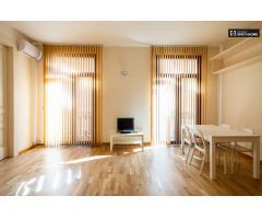Soleado apartamento de 1 dormitorio en alquiler en Barri Gòtic