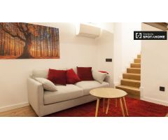 Acogedor apartamento de 1 dormitorio con aire acondicionado en alquiler cerca del metro en el centro