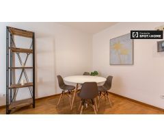 Moderno apartamento de 3 dormitorios en alquiler en LHospitalet de Llobregat.