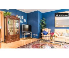 Hermoso apartamento de 3 habitaciones en alquiler en Extramurs.