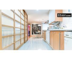 Hermoso apartamento de 3 habitaciones en alquiler en Extramurs.