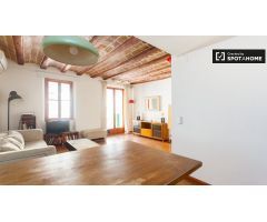 Encantador apartamento de 2 dormitorios en alquiler en El Raval