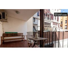 Encantador apartamento de 2 dormitorios en alquiler en El Raval