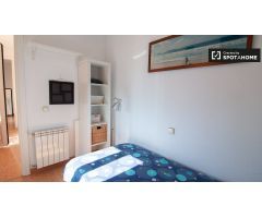 Adorable apartamento de 2 dormitorios con balcón y aire acondicionado en alquiler cerca de Metro en 