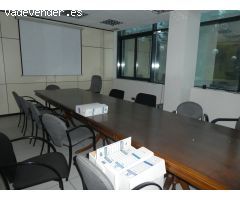 LOCAL COMERCIAL EN ALQUILER. PRECIO NEGOCIABLE!