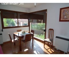 CHALET CON BUHARDILLA Y SÓTANO