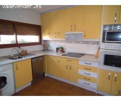 CHALET CON BUHARDILLA Y SÓTANO
