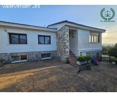 Chalet independiente con parcela de 1.000 m2 y piscina privada. El Molar
