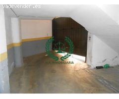 SE VENDEN PLAZAS  DE GARAJE EN EL MOLAR. CALLE REAL-POCITO  DESDE  3.000 €