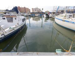 Alquiler amarre de 8x3 m en el PORT TREBOL, Santa Margarita.