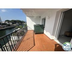 Apartamento reformado con amarre privado en el puerto de Banyuls, Empuriabrava