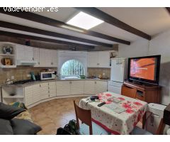 Hermosa casa de carácter con vista al mar.