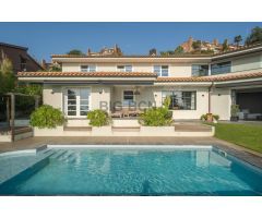 Exclusiva casa con vistas a Barcelona