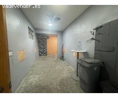 ¡¡¡LOCAL COMERCIAL EN EL BARRIO DE LA VIÑA!!!