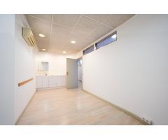 Se vende local comercial y almacén anexo de 129 m2 en Magalluf