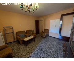 Casa con garaje y terraza en La Fresneda