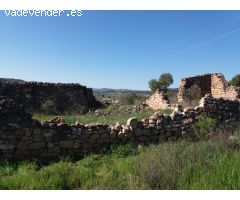 Finca rustica en Venta en Valdeltormo, Teruel