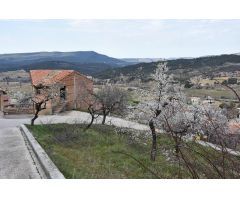 Almacén en Peñarroya de Tastavins