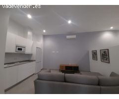 SE ALQUILA APARTAMENTO EN EL CENTRO