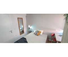 HABITACIÓN CON WC PROPIO TODO INCLUIDO EN ARCO DE LA CARCEL !!!!!!