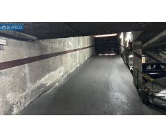 Parking cerca del mercado de Collblanc